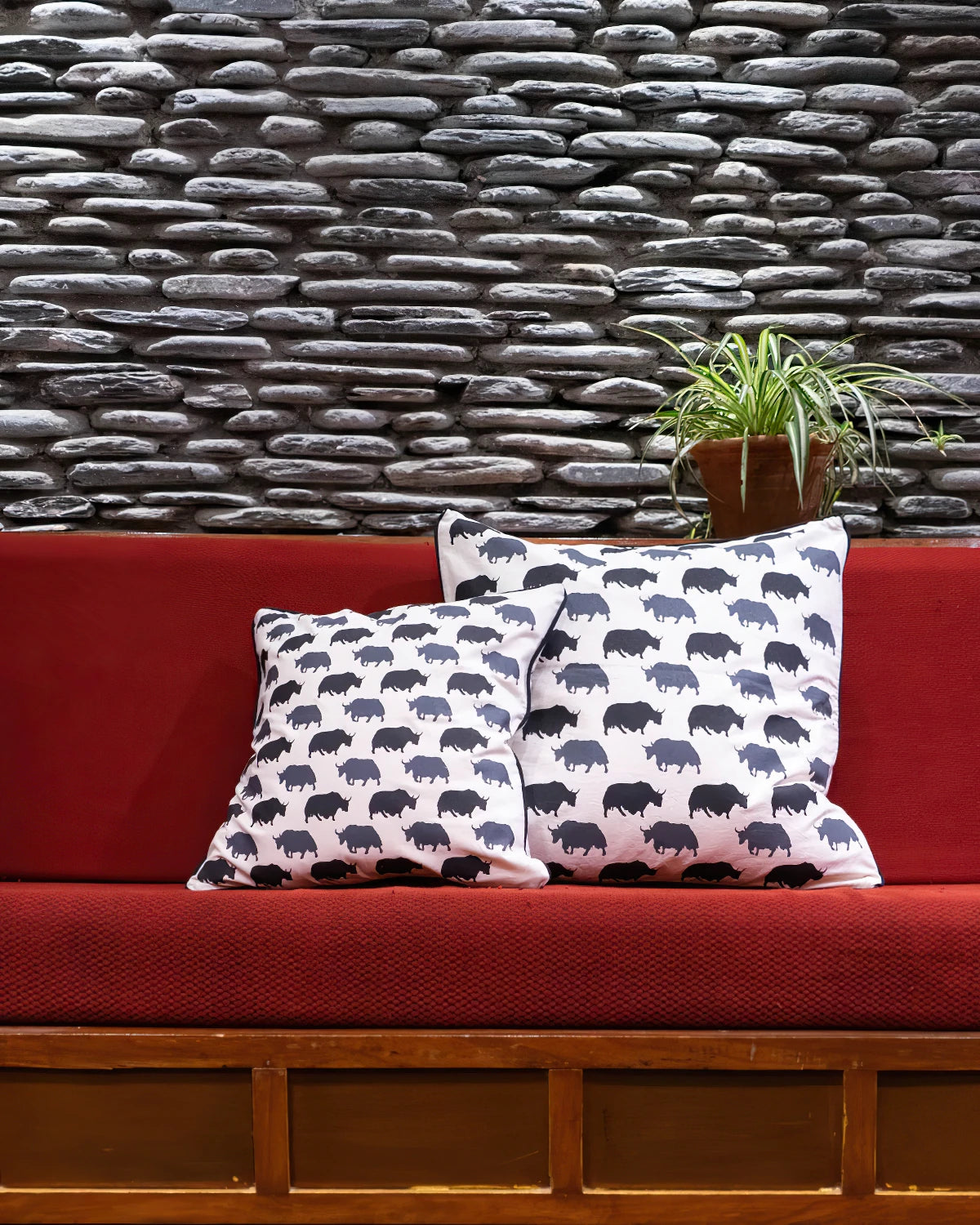 Yaks Cushion Cover Set