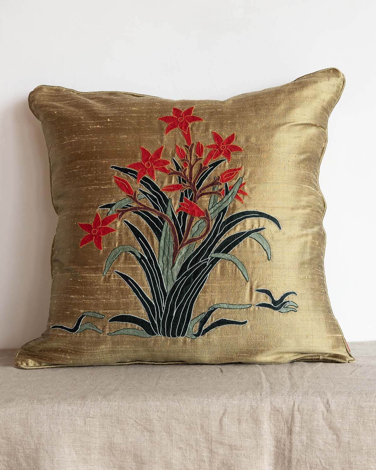 Day Lily Appliquéd Cushion Cover