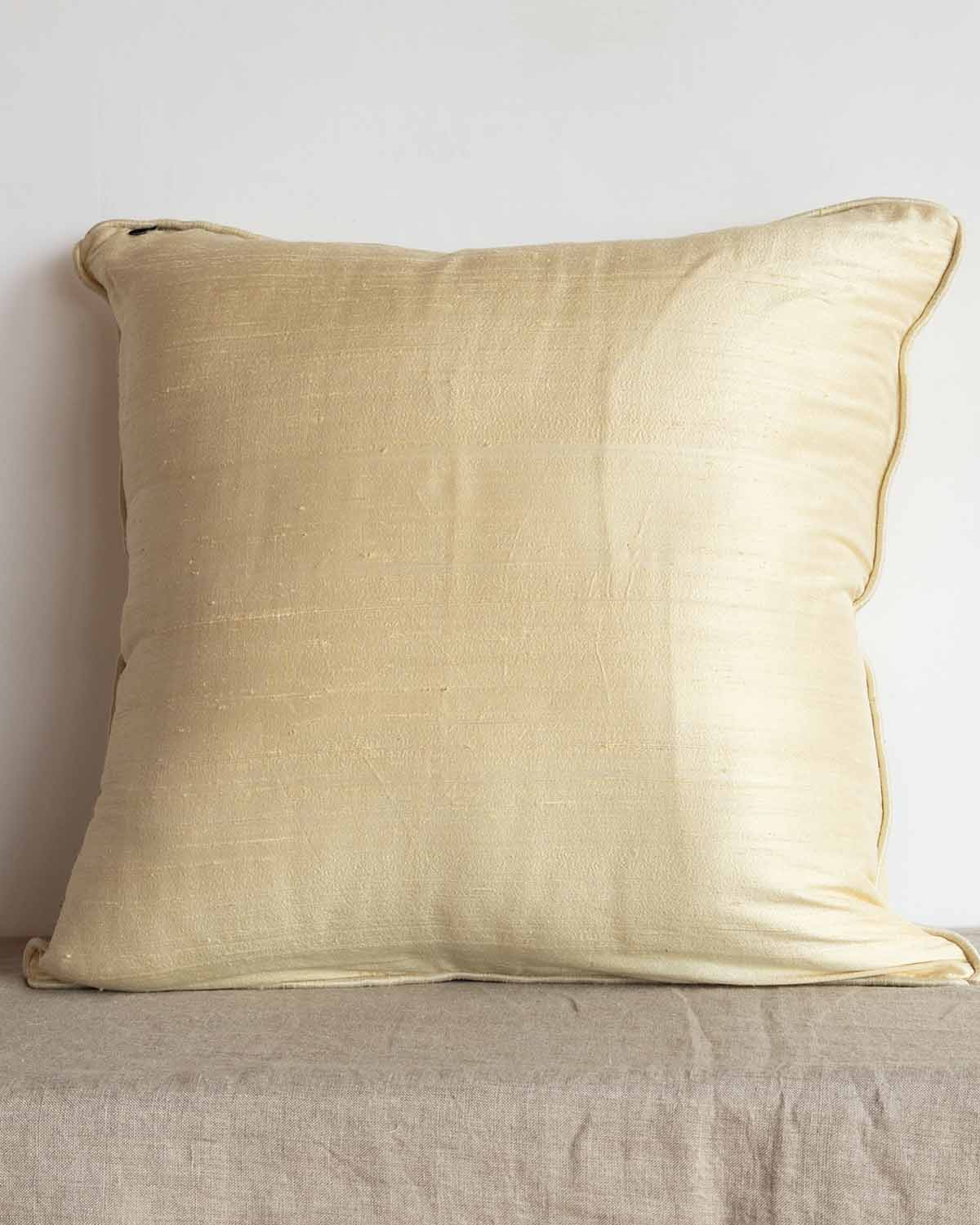 Enternal Knot Appliquéd Cushion Cover