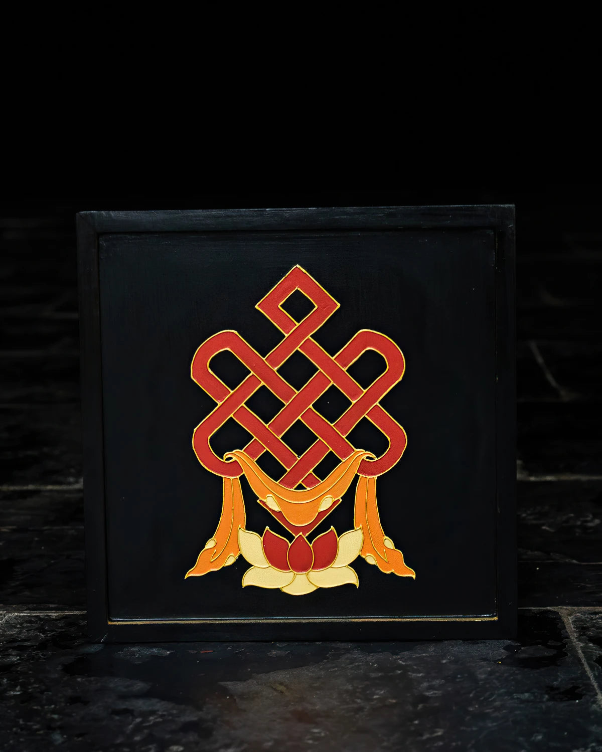 Endless Knot Auspicious Symbol Relief Painted