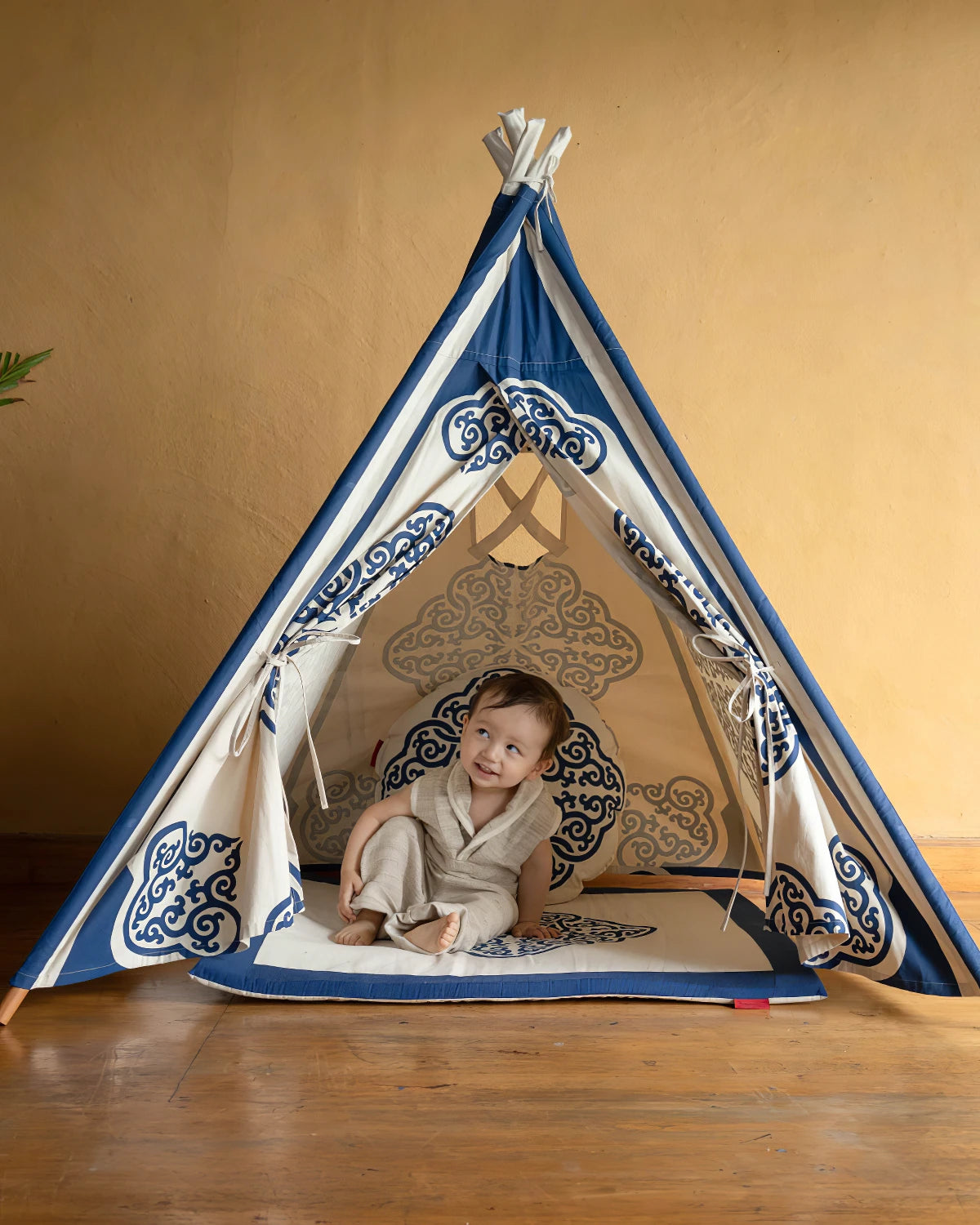 Curlicue Teepee Set