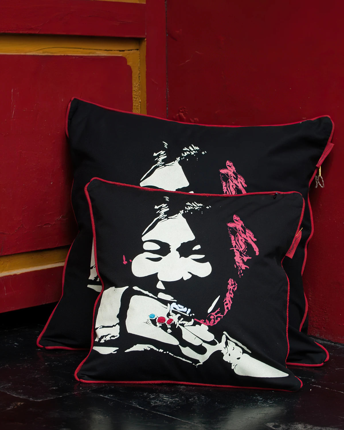 Tibetan Woman Cushion Cover Set