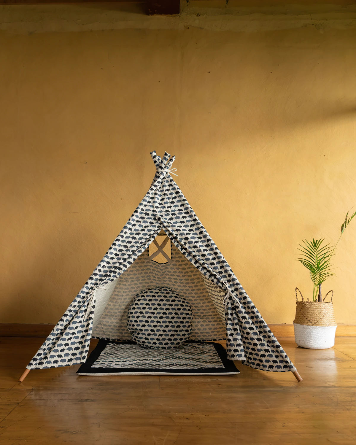 Yaks Teepee Set